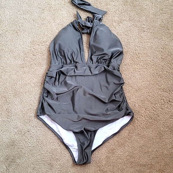 **SOLD** Plus Size Olive Green Halter One Piece Swimsuit - Picture 4 of 5